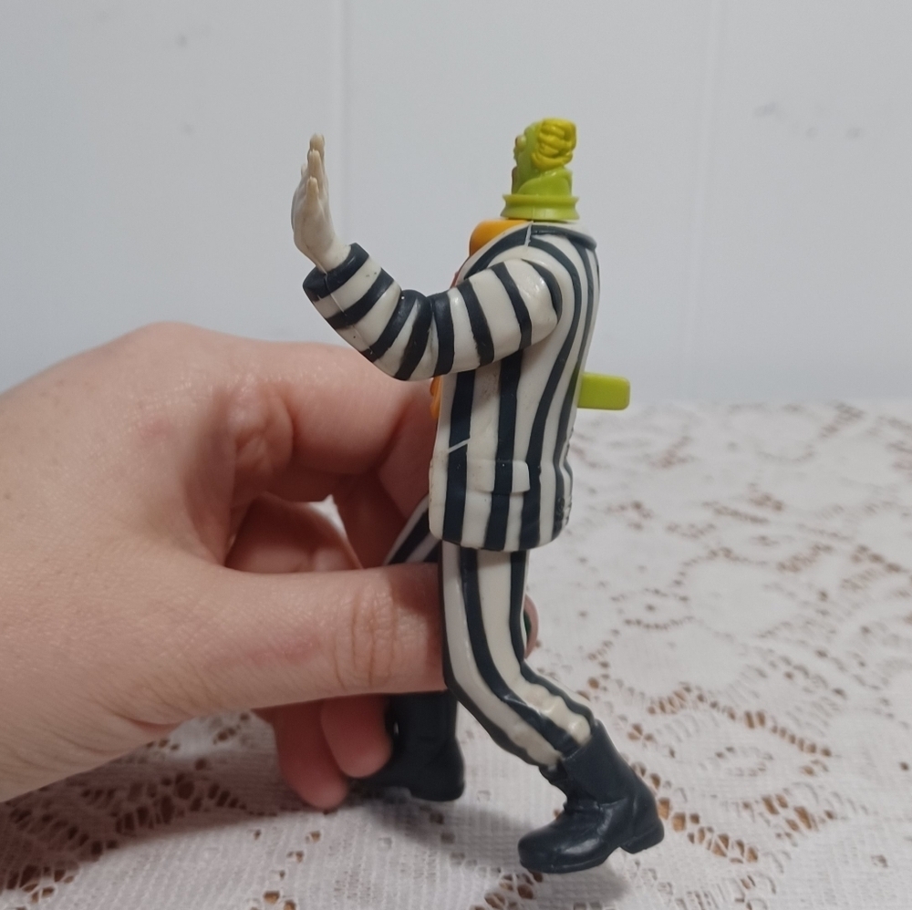 Beetlejuice Vintage Action Figure - Picture 5 of 10